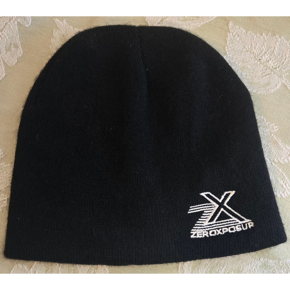 ZeroXposur Beanie Hat Black Knit ZX Logo Embroidered Skull Cap One Size RN117732